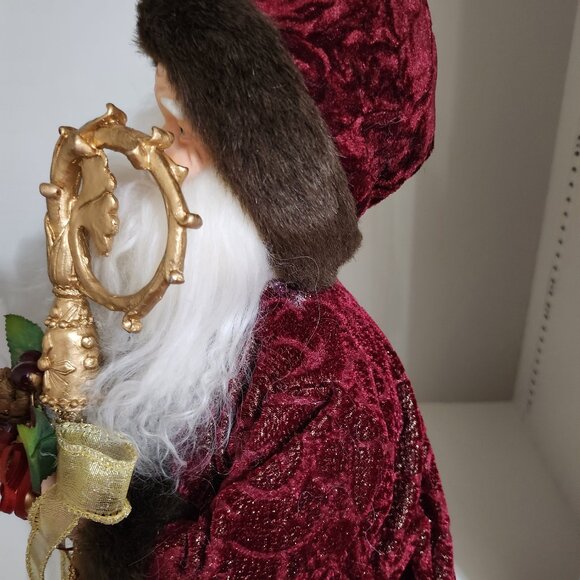 16" Grandeur Noel Santa Claus /Detailed Fabric Collectors Edition/Christmas - Picture 10 of 12